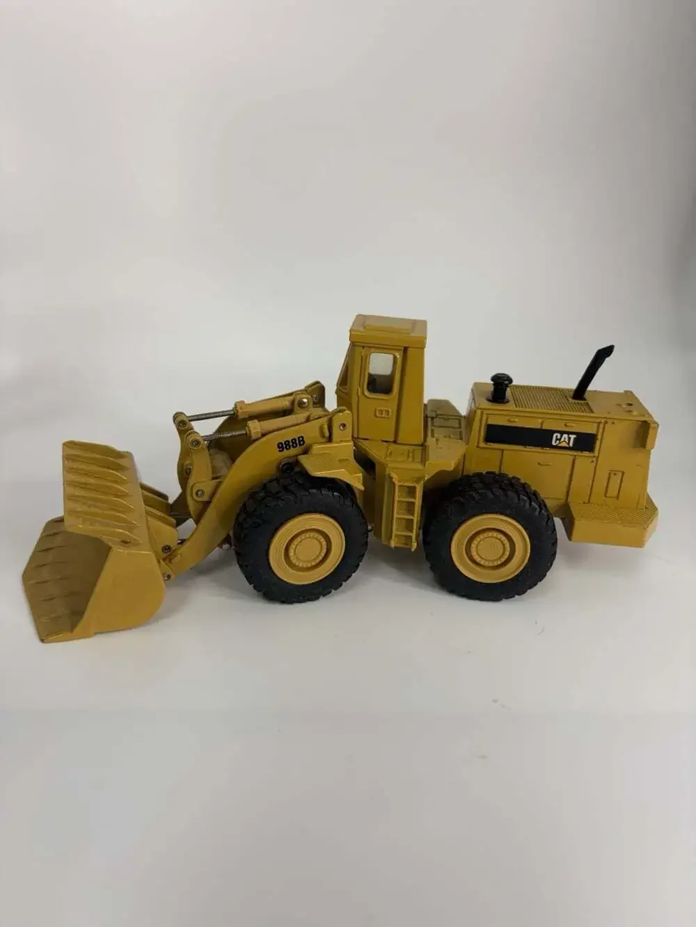 Ertl vtg cat